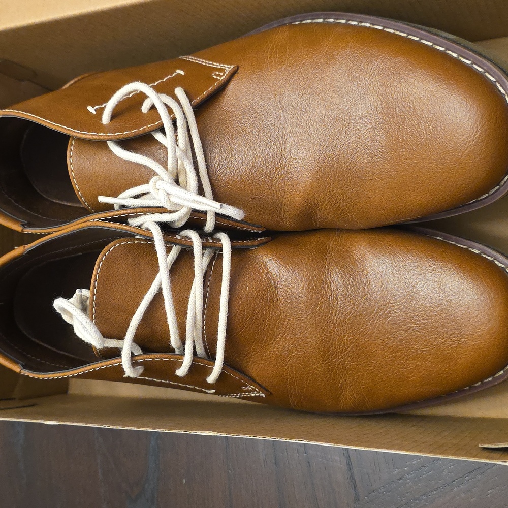 New Arizona Men's Size 9.5 Tan Boots In Box